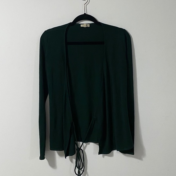 Wilfred Free Dark Green Criss Cross Knit Sweater - Picture 2 of 9